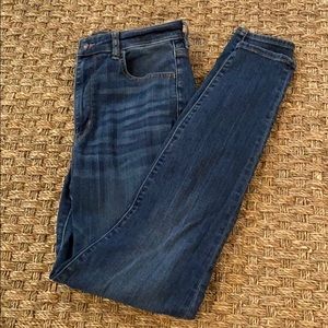 AE highest rise jegging medium wash